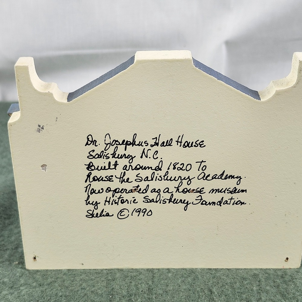 Sheila's Collectibles Houses 1990 Dr. Josephus Hall House Salisbury, NC - Picture 4 of 4